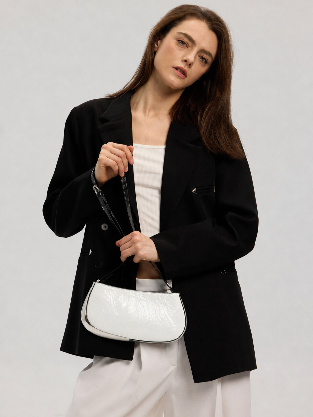 The Avant Metal-Corner Baguette · White